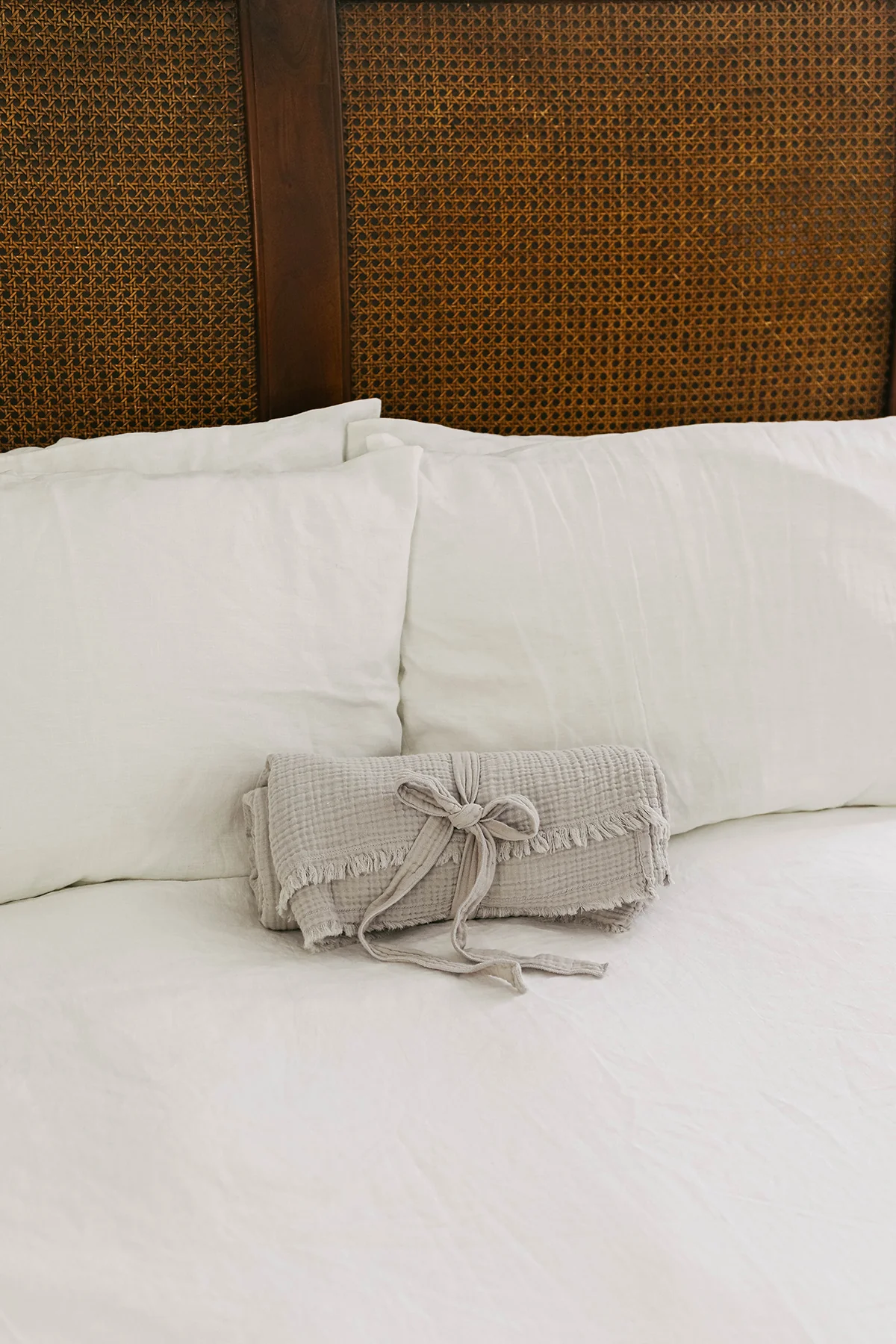 COTTON GAUZE THROW - Image 14