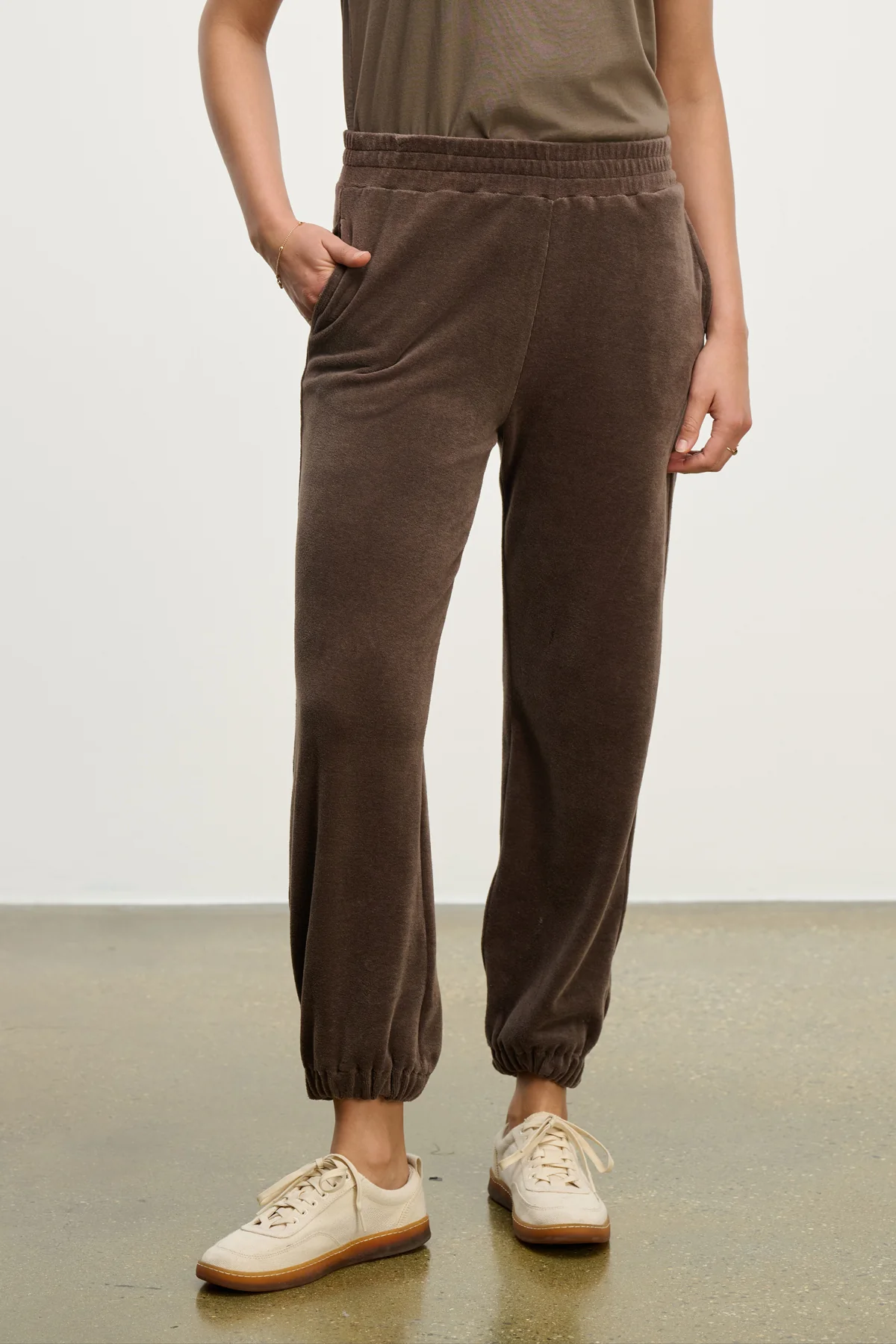 ESSIE SWEATPANT - Image 3